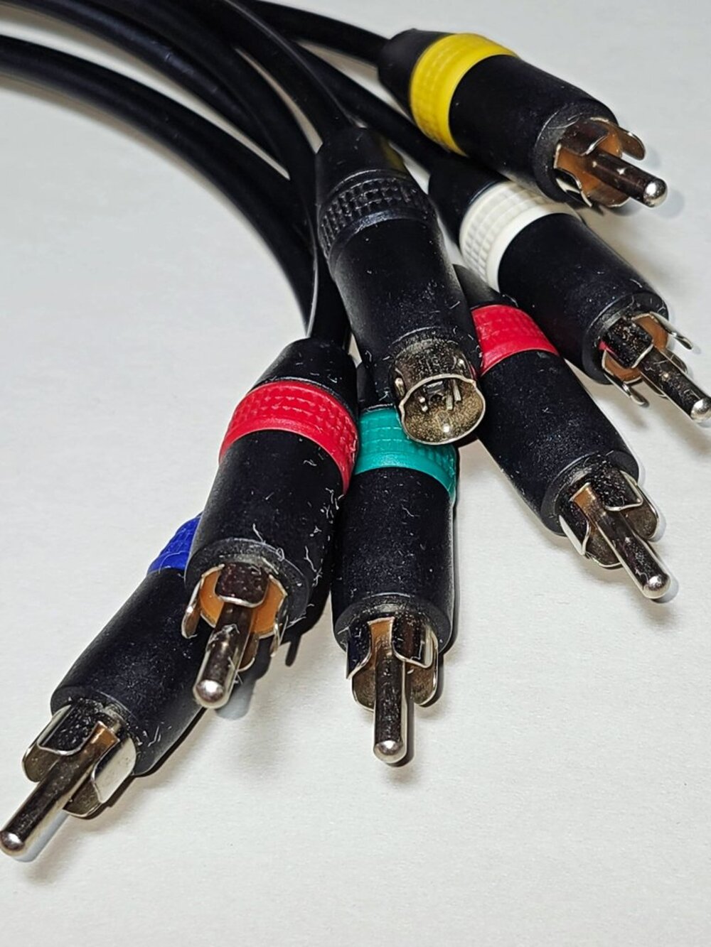 Energizer PDP Universal Output Cable Xbox 360 Wii PS3 Model PL-9924